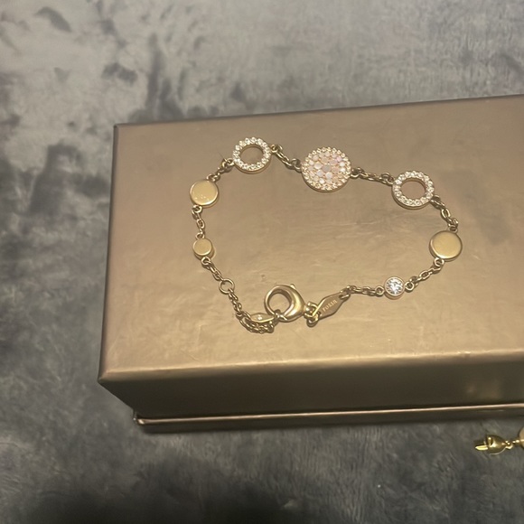 Fossil bracelet. New without tags. Mother of pearl disc bracelet. - Picture 3 of 3